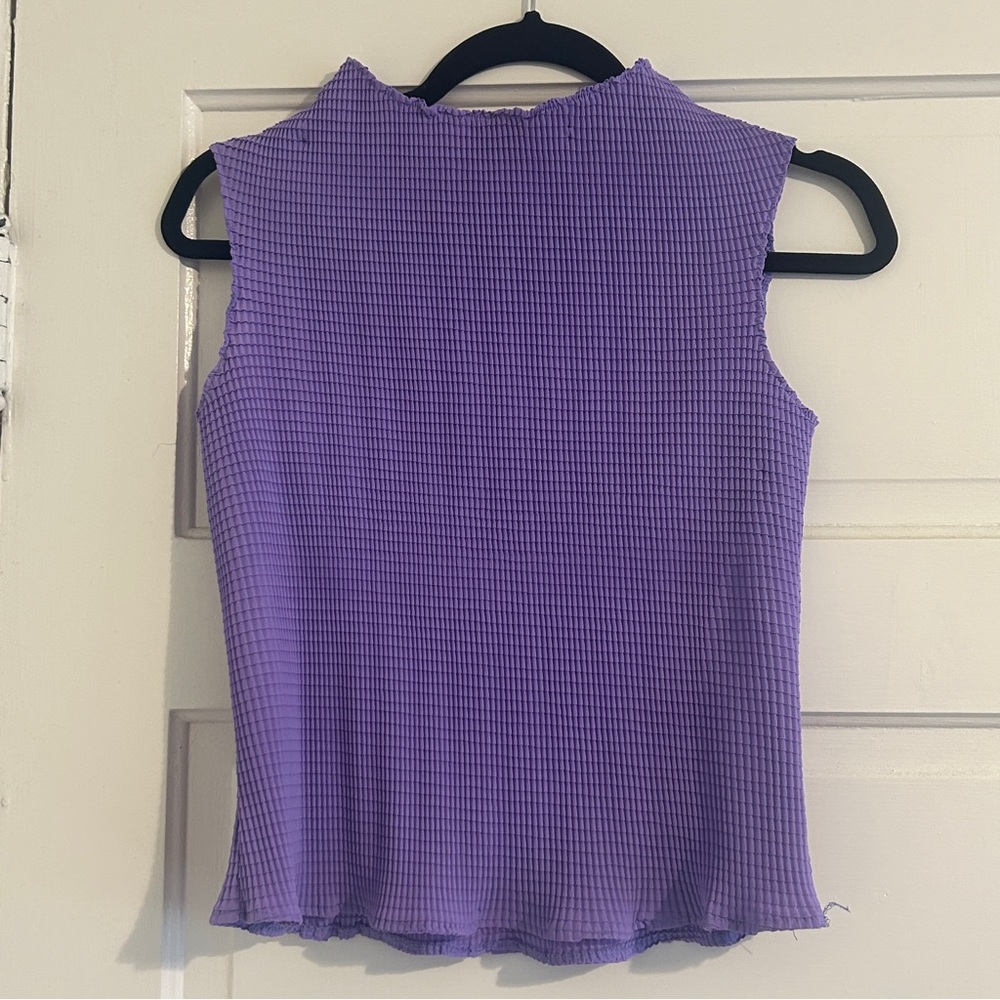 Nin Studio pleat tank in lilac